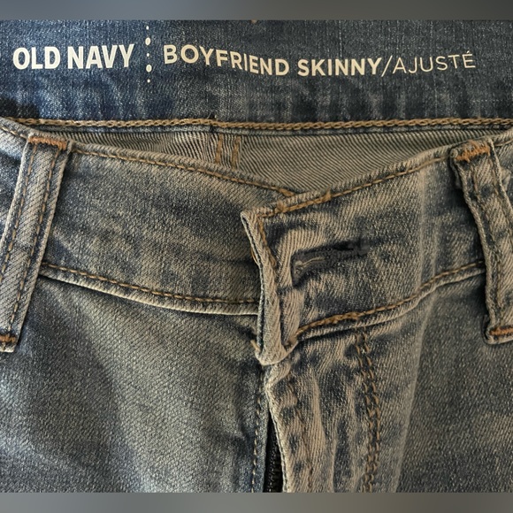NWT, Size 4, Old Navy Boy Friend Jeans - Picture 2 of 6